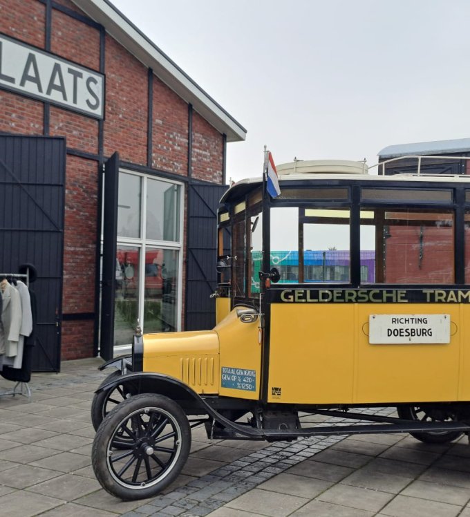 Een geslaagde dag vol historie bij Transit Oost